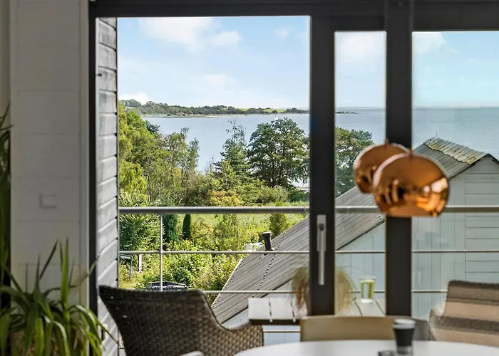 Дом отдыха 3 Bedroom In *